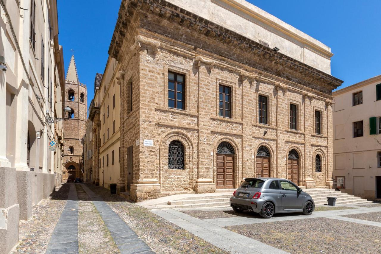 La Finestra Sul Teatro Apartamento Alghero Exterior foto